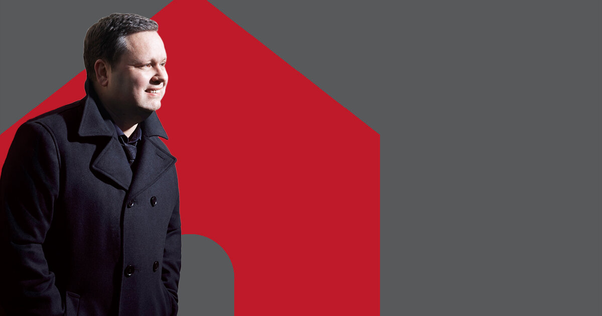 Watch Paul Potts perform an exclusive set for Royal Albert Home Royal